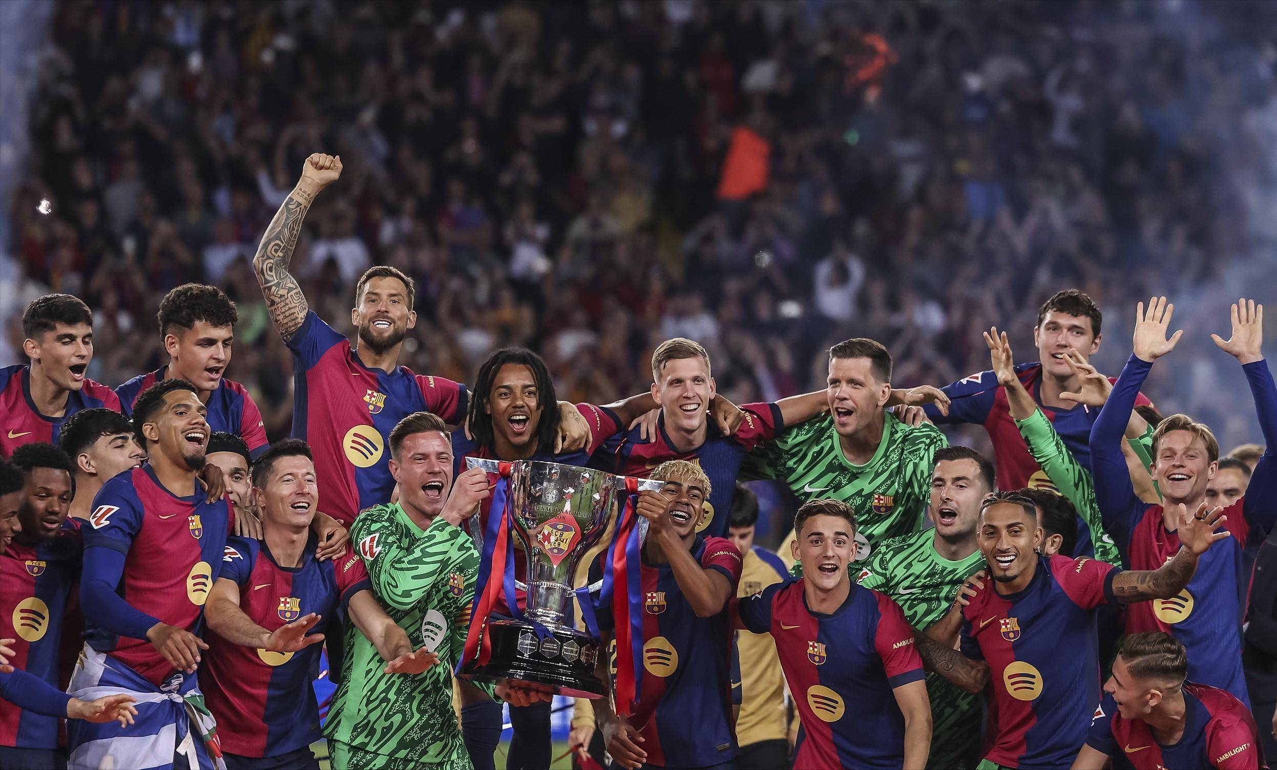 英超：曼联客场2-1战胜莱斯特城