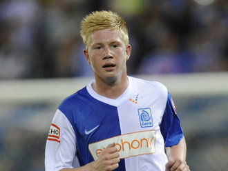 可靠消息来源透露，利物浦球星萨拉赫被弃用，而阿内·斯洛特则表示“毫不知情”。