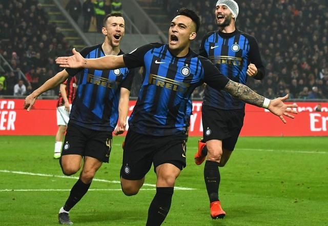 加盟曼城仅5个月！曝23岁国脚不满坐冷板凳 冬窗申请离队