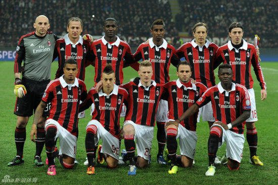 利兹联在英超第14轮主场3-1战胜切尔西，田中碧首球+勒温破门，结束连败并跳出降级区。（英超第14轮：利兹联主场3-1击败切尔西，田中碧收获首球、勒温破门，止连败并逃离降级区）