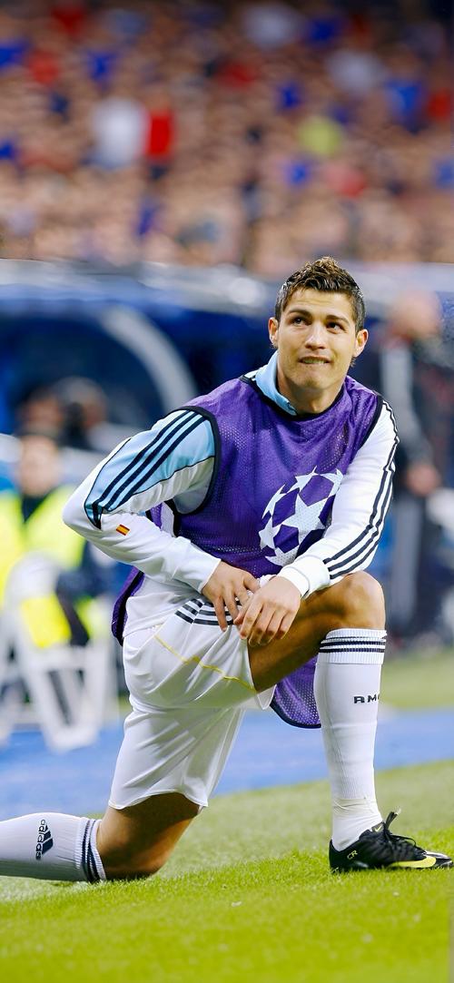 李章洙回渝参加足协杯夺冠25周年纪念赛，感慨儿子当年才初中