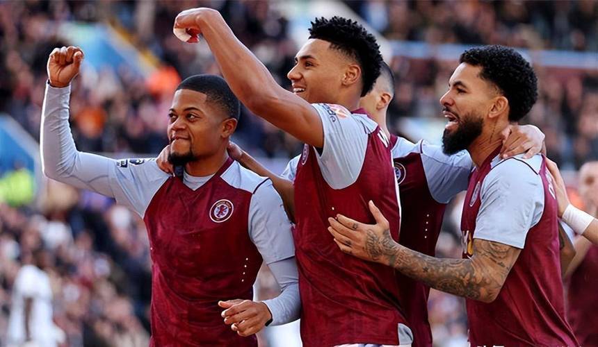 桑加雷战热刺全场数据：2传1射贡献3球，传球成功率87.8%（桑加雷对热刺高效发挥：1射2传参与3球，传球成功率87.8%）