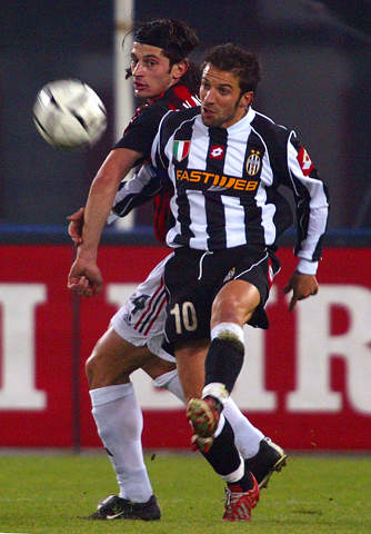 迈阿密国际客战纳什维尔：梅西、苏亚雷斯、布斯克茨首发出战