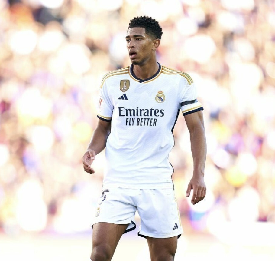 海港发文祝福奥斯卡：艰难时刻会过去，我们与功勋队长同在