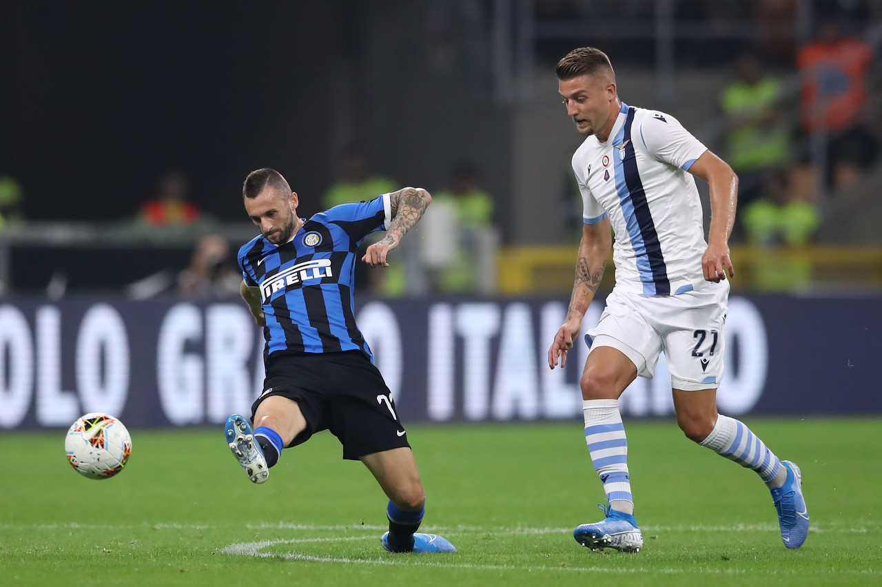 下半场爆发！约翰逊全场18中9，得到29分12板12助