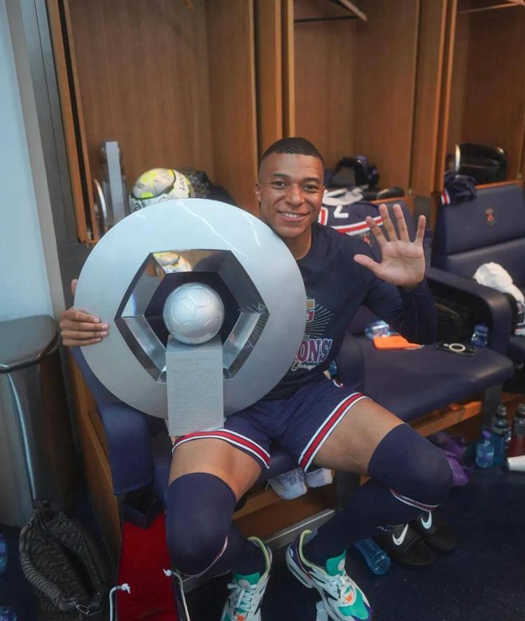 CBA球员伤病更新及战术影响