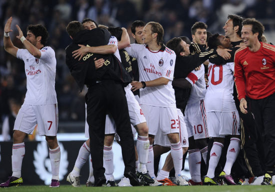 国家队下场！埃及足协官方力挺萨拉赫：埃及国王，你永不独行！（官方发声！埃及足协力挺萨拉赫：埃及之王，永不孤行！）